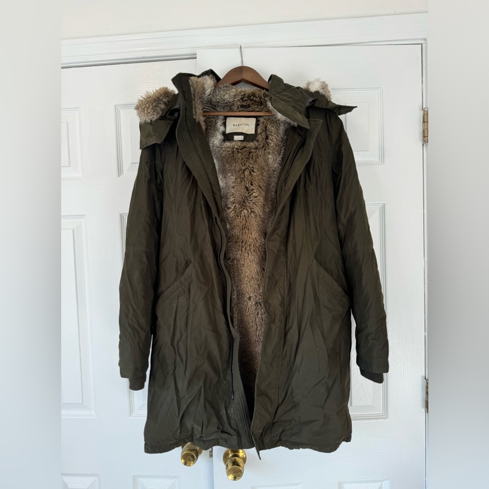 Aritzia Babaton Down Parka